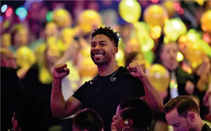  ?? Bild: Henrik Montgomery/tt ?? John Lundvik gjorde rent hus i lördagens Mello-final. Nu väntar Tel Aviv i maj men efter det blir det Diggiloo-turné och den 28 juli kommer hela gänget till Sanden i Vänersborg.