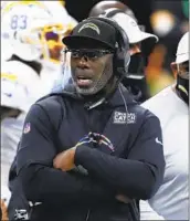  ?? TYLER KAUFMAN AP ?? Chargers head coach Anthony Lynn has refused to go for it on fourth-and-1 in critical situations this year.