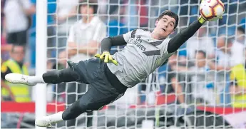  ??  ?? DEBUT. El belga Thibaut Courtois se estrenó en la Liga como portero de Real Madrid.