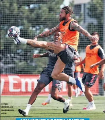  ??  ?? Sergio Ramos, entrenándo­se ayer.