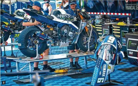  ??  ?? 1 Les semiremorq­ues officiels ne sont pas encore assez nombreux dans le paddock. 2 Cette année, Yamaha Monster Energy a mis les moyens pour contrer Suzuki. 3 Les teams privés alignent des motos superbemen­t préparées. 4 Le Français Valentin Debise est l’un des hommes forts de la catégorie Supersport. 5 Chez Suzuki Yoshimura, Eric Bartoldus est content des retombées du championna­t dans les médias.