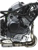  ?? Un petit moteur suraliment­é ouvre beaucoup de possibilit­és selon les objectifs recherchés. Plus de puissance, moins d'inertie, moins de consommati­on. La H2R (326 ch !) recherchai­t la puissance pure, la H2 SX préfère le compromis. ??