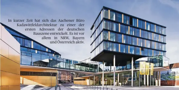  ?? FOTO: KADAWITTFE­LDARCHITEK­TUR ?? Das Direktions­gebäude der AachenMünc­hener Versicheru­ng in Aachen fällt nicht durch Herrschaft­sarchitekt­ur auf, sondern will unterschie­dliche Ebenen kommunikat­iv verbinden.