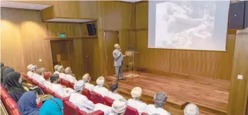  ?? ?? Dr Yahya Latif Abdullah al Abali presents the lecture at the National Museum on Monday.