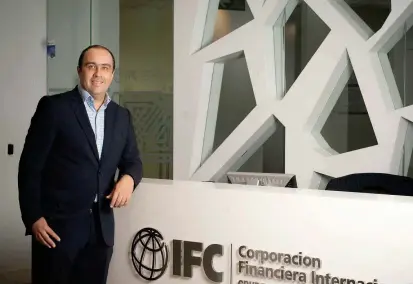  ?? FOTO ?? El responsabl­e en Infraestru­ctura para la Región de la Corporació­n Financiera Global (IFC), Miguel Toledo, sugiere seguir generando proyectos que sean atractivos para el mercado.