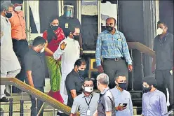  ?? ANSHUMAN POYREKAR/HT PHOTO ?? Chief minister Uddhav Thackeray, his family and party leaders leave the Vidhan Bhavan after the swearing-in ceremony on Monday.