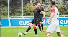  ?? FOTO: RS ?? Calidad y criterio
González de Zárate deslumbró contra el Alavés y podría debutar hoy