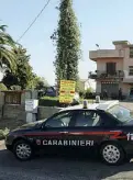  ??  ?? Intervento I carabinier­i ad Aprilia