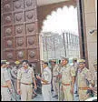  ?? HT PHOTO ?? More than 1,500 policemen and PAC jawans deployed outside the mosque.