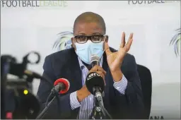  ?? PIC: PHATSIMO KAPENG ?? Talking football: Ramochotlh­wane