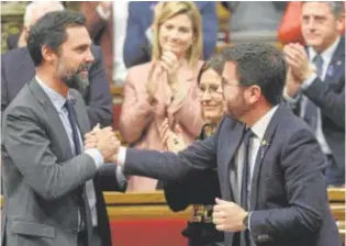  ?? // ABC ?? Roger Torrent saluda al presidente catalán tras su absolución