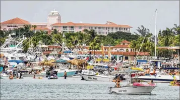  ?? RICHARD GRAULICH / THE PALM BEACH POST 2015 ?? Boaters enjoy July Fourth near Peanut Island in 2015. Holidays spent outdoors generally see mishaps rise. Primary causes tend to be congestion on waterways, longer times on boats and alcohol, officials say.