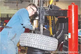  ?? PHOTO : ARCHIVES IMAGERIE BAGOTVILLE ?? La prise de rendez- vous pour la Clinique automobile du GEM se fera à compter du 17 octobre par téléphone seulement.