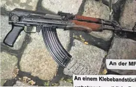  ??  ?? Auch auf der Kalaschnik­ow des Attentäter­s und auf der Sprengstof­fattrappe konnten Gutachter unter anderem zwei weibliche DNASpuren sicherstel­len.