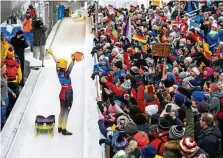  ?? SASCHA FROMM ?? Für die deutschen Fans gab es an den drei tollen Tagen in Oberhof viel zu feiern. Hier wird Julia Taubitz bejubelt.