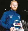  ??  ?? PRIZE: Barry Bannan