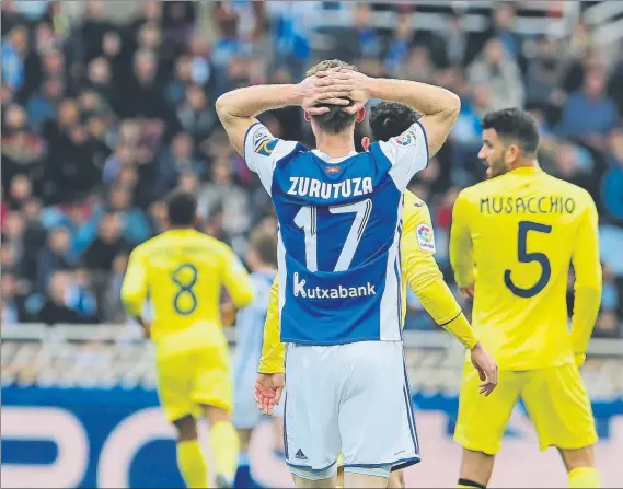  ?? FOTO: UNCITI ?? David Zurutuza se lamenta tras una ocasión fallida durante el encuentro de ayer ante el Villarreal en Anoeta