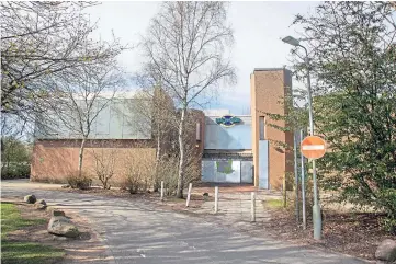  ?? ?? FINAL SAY: Angus locals will decide if the empty Lochside Leisure centre must go.