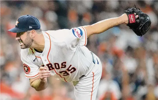  ?? Karen Warren/Staff photograph­er ?? Astros ace Justin Verlander allowed just four hits in Saturday’s Game 1 win and saw his fastball top out at 95.8 mph.