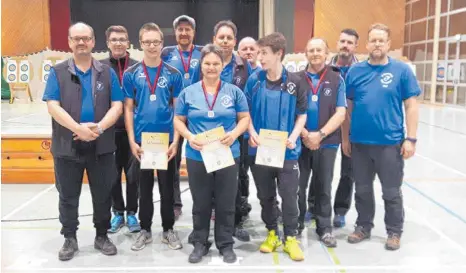  ?? FOTO: VEREIN ?? Zeigen bei den Oberschwäb­ischen Meistersch­aften ihr Können: die Bogenschüt­zen aus Brochenzel­l.