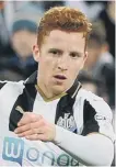  ??  ?? Midfielder Jack Colback