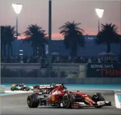  ?? FOTO: AP ?? De regions-ansatte ville gerne til Formel 1-løb i Abu Dhabi – og det var Claus Hougesen trods prisen med på.