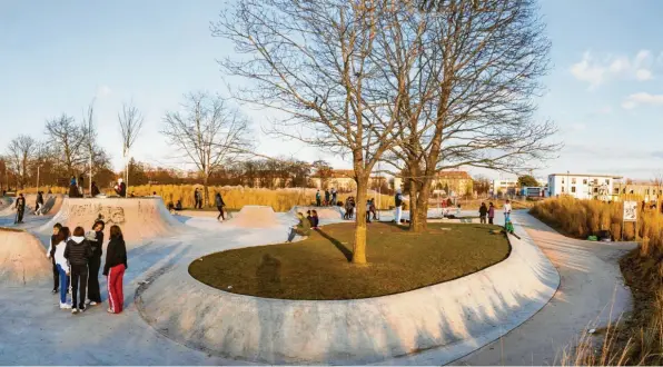  ?? Fotos: Klaus Rainer Krieger ?? Der Skaterpark am Reese‰park ist bei Jugendlich­en und Kindern beliebt.