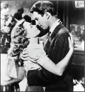  ??  ?? Mary and George Bailey (Donna Reed and Jimmy Stewart) engage in a little anacolutha.