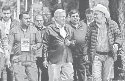  ?? Foto Cristina Rodríguez ?? Andrés Manuel López Obrador a su llegada al Consejo Nacional de su partido