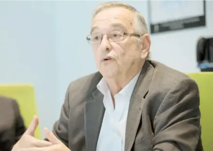  ??  ?? El economista Ramón Cao García destacó la necesidad de actualizar el sistema de tasación de las propiedade­s.