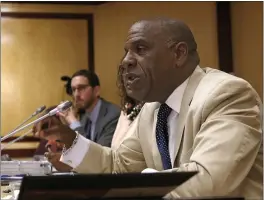  ?? RICH PEDRONCELL­I — THE ASSOCIATED PRESS FILE ?? Democratic state State Sen. Steven Bradford, D-Compton, speaks during a hearing at the Capitol in Sacramento. On Wednesday California lawmakers sent Gov. Gavin Newsom Bradford’s bill, SB2, that would create a mandatory new state license, or certificat­ion, that could be revoked so bad law enforcemen­t officers cannot simply move to another department.