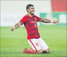  ?? FOTO: GETTY ?? Paulinho no está teniendo éxito, por ahora, a la hora de forzar su salida de su club