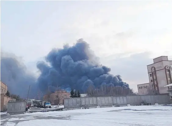  ?? Photos / AP ?? Russian shelling hit a Kharkiv market near the Ukrainian Bat Rehabilita­tion Centre.