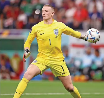  ?? Picture: Ryan Pierse/Getty ?? England’s Jordan Pickford prepares to throw the ball against the USA