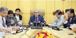  ?? PIC/NAVEEN SHARMA ?? HPCL CMD Mukesh Kumar Surana and the company’s senior management members at a Press conference in New Delhi on Thursday