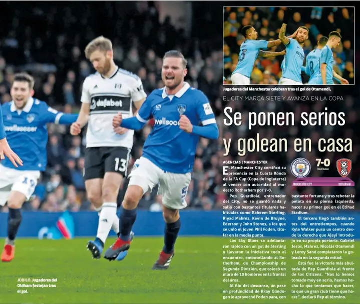  ??  ?? JÚBILO. Jugadores del Oldham festejan tras el gol.Jugadores del Manchester celebran tras el gol de Otamendi,