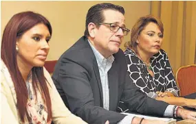  ??  ?? Detalles sobre Asamblea. El actual presidente del COENA, Jorge Velado, ofreció detalles sobre la asamblea general extraordin­aria donde se someterán a aprobación las nuevas reglas internas del partido de cara a las elecciones de 2018 y 2019.