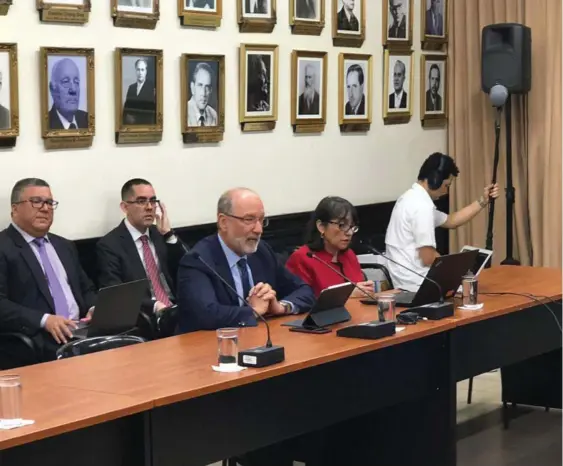  ?? CORTESÍA ?? El rector de la UCR, Henning Jensen, compareció ante los diputados que investigan el uso del Fondo Especial para la Educación Superior (FEES). Él concluye su administra­ción en mayo del 2020 y renegociar la convención que vence en el 2021 será tarea del sucesor.