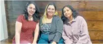  ?? ?? ▮ Las integrante­s de la Red de Apoyo Entre Mujeres, Jazziel Rodríguez Duque, Fabiola Garza Gómez y Kasandra Muñoz.