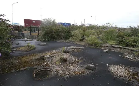  ?? Photo: Damien Eagers ?? The old Irish Glass Bottle Site, which gardaí have searched after an alleged rape took place in the area.