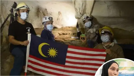  ??  ?? Fantastic find: UM scientists in a limestone cave in Gopeng, Perak, documentin­g the discovery. (Inset) Ros Fatihah with the fossil.