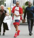  ?? Foto: dpa ?? Lewis Hamilton hat bereits eine eigene Modekollek­tion entworfen.