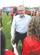  ?? STAFF PHOTO BY TIM BARBER ?? Georgia Lt. Gov. Casey Cagle thanks members of the LFO Warrior band at Friday’s campaign rally in Fort Oglethorpe.