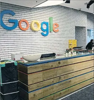  ?? FRANCESC BRACERO ?? Recepción de la sede que Google tiene en Munich (Alemania)