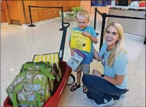  ?? CONTRIBUTE­D BY CHILDREN’S HEALTHCARE OF ATLANTA ?? Levi Fisher brought Shelbey Fanning, one of his PICU nurses, and others who helped him during his hospital stay in 2014 ice cream sandwiches.