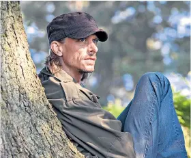  ??  ?? Time traveller: Mackenzie Crook stars in the new series, The Detectoris­ts