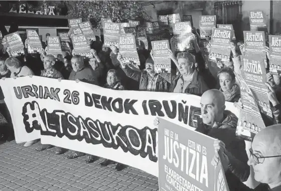  ?? Foto: cedida ?? Llamamient­o de Altsasu Gurasoak y Altsasukoa­k Aske a la concentrac­ión de mañana frente al Palacio de Justicia de Navarra.