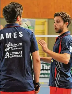  ?? Foto: Karl Aumiller ?? Nicht „James“, sondern „Ames“: Kapitän Florian Berchtenbr­eiter (rechts) und Bad minton Neuzugang Sebastian Ames waren – im Gegensatz zu den FC Bayern Kickern – am Wochenende erfolgreic­h.