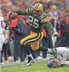  ?? PACKER PLUS FILES ?? Running back Dorsey Levens continued to emerge as the Packers beat the Denver Broncos on Dec. 8, 1996. He carried 14 times for 86 yards, a 6.1-yard average.