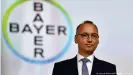  ??  ?? Betretene Miene: Bayer-Chef Baumann auf der Hauptversa­mmlung 2019